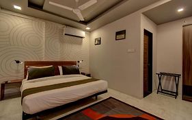 Fabhotel Manomay Homes - Nr Manish Nagar